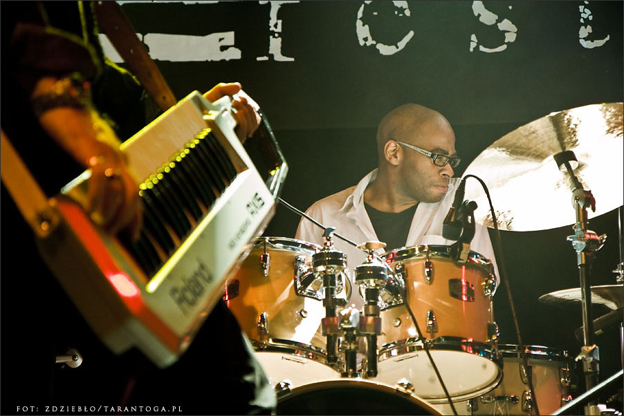 konikiewicz@transgroove