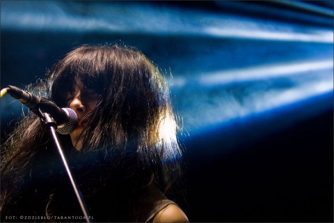 Julia Marcell – koncert pamięci Grzegorza Ciechowskiego – klub OdNowa – 17 grudzień 2011 r.