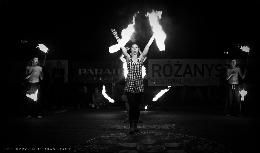 różanystok 2012 fireshow czupakabra