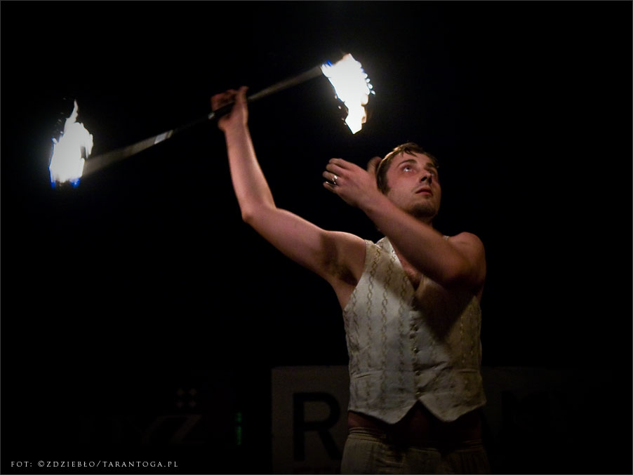 różanystok 2012 fireshow czupakabra