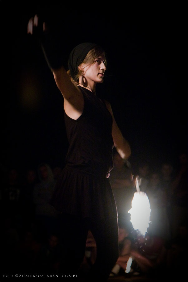 różanystok 2012 fireshow czupakabra
