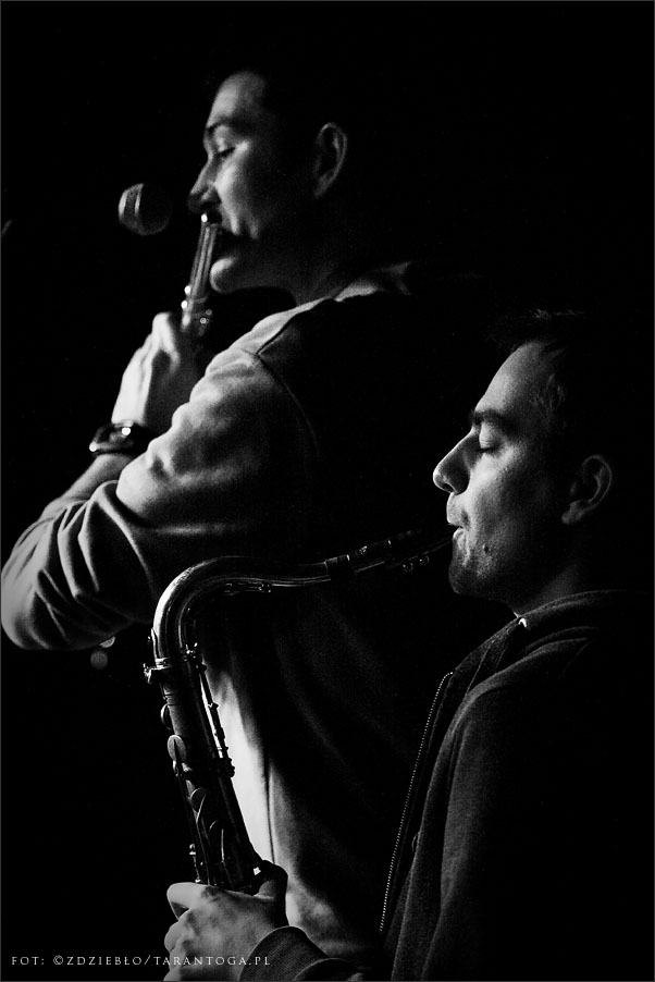 Tomi Simatupang & Zjawy