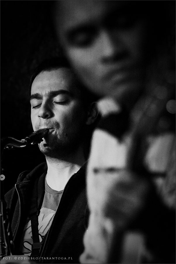 Tomi Simatupang & Zjawy